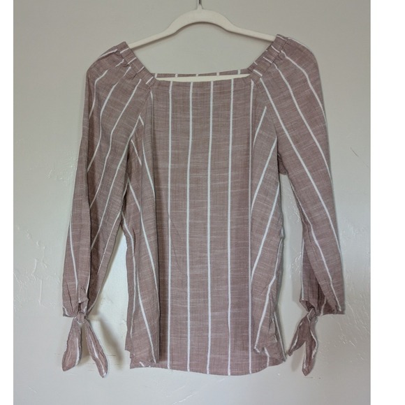 Liz Claiborne Tops - Liz Claiborne Blouse Womens Small Mauve Striped Square Neck Tie Sleeve Top